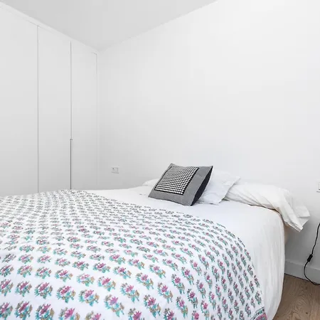 Апартаменты Zarautz Surf Shack - Beachfront Зараутц